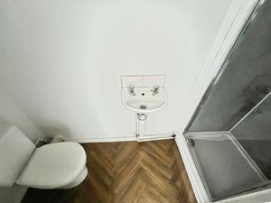 Shower- click for photo gallery